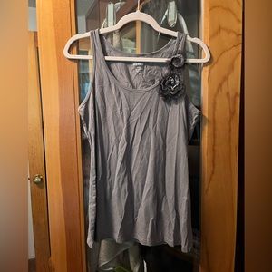 Old Navy gray tank with flowers size M